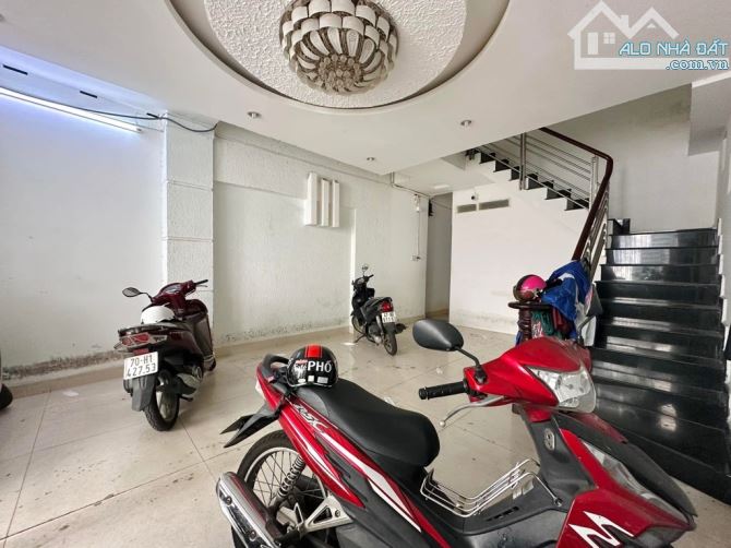 CHDV 4 Tầng 12 Phòng Ngay BV Ung Bướu, Oto Đỗ Cửa, Giá Chỉ 120Tr/m2 - 3