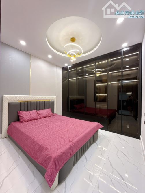 TẬP THỂ BỘ TÀI CHÍNH ĐỐNG ĐA - 2 NGỦ - 2 VỆ SINH - FULL NỘI THẤT - 3