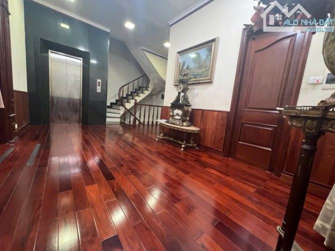 Vị trí cực hiếm, LÔ GÓC DUY NHẤT, 7 tầng, thang máy 79m2 mặt tiền đá bóng, kinh doanh đỉnh - 4