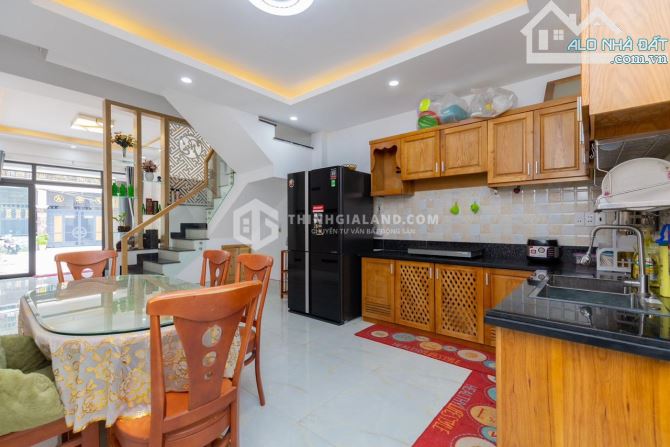 BÁN NHÀ 4 TẦNG MỚI ĐẸP_MẶT TIỀN MẠC ĐỈNH CHI_THÍCH HỢP ĐỂ Ở & KẾT HỢP KINH DOANH_10.5 TỶ - 4
