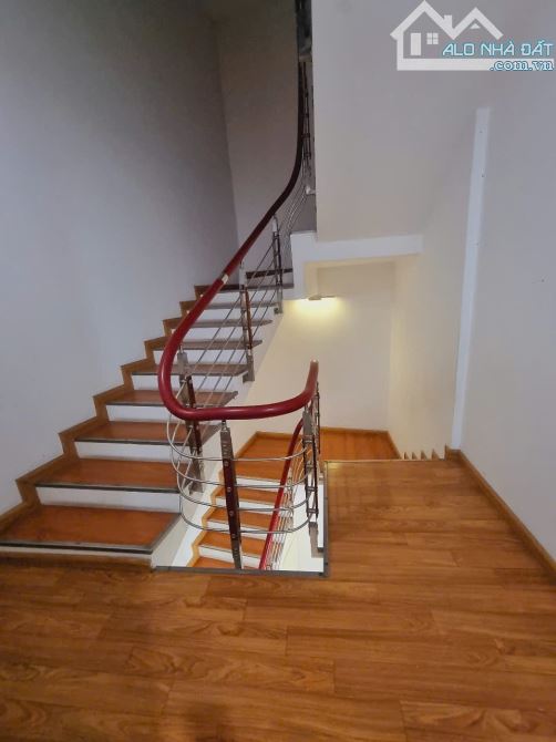 Bán nhà Hoàng Cầu, ô tô tránh, kd đỉnh, 80m2x4T, chỉ 25 tỷ - 4