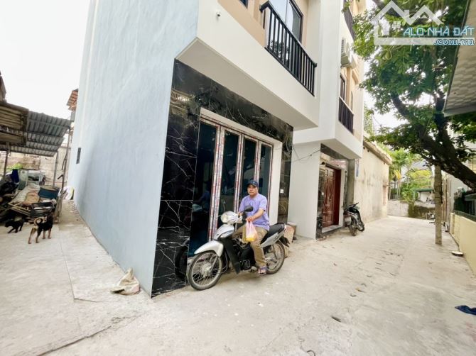 NHÀ LIÊN MẠC -BẮC TỪ LIÊM 30M 5 TẦNG MT 4,3 m 50M RA Ô TÔ ,KHU VỰC TƯƠNG LAI ,GIÁ NHỈNH 5T - 4