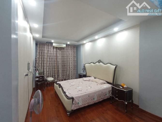 Bân nhà mặt phố VIP Quang Trung, vị trí đẹp, vỉa hè rộng, lý tưởng kinh doanh - 4