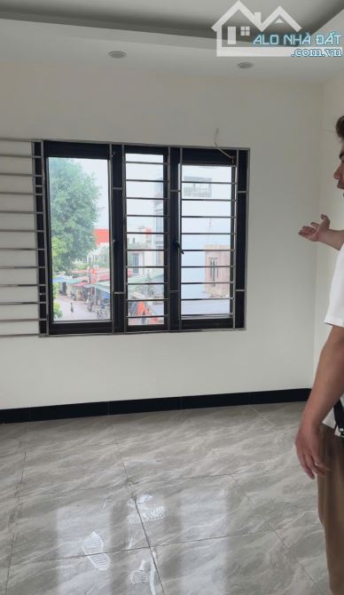 Bán nhà MP Tả Thanh Oai 40m², 6T thang máy, lô góc, ô tô vào nhà, KD đỉnh, 6,85 tỷ,0 - 4