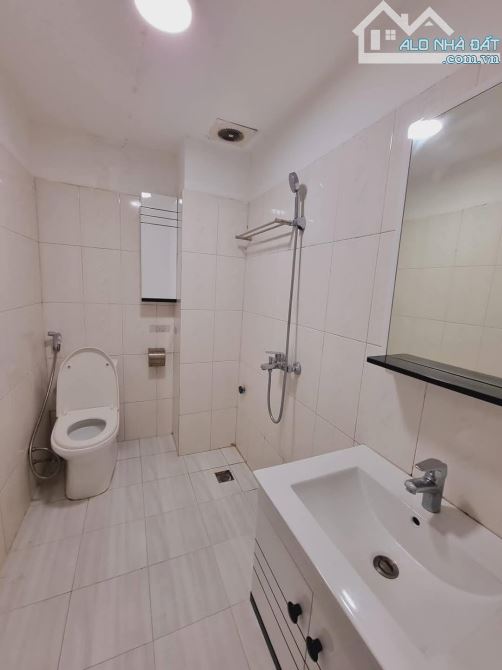 BÁN NHÀ MẶT PHỐ MỄ TRÌ NAM TỪ LIÊM 60m 26.5TỶ 5TẦNG MT 3.9m. KINH DOANH. - 5