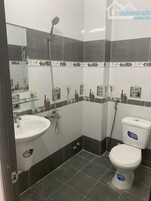 NHÀ PHỐ LIỀN KỀ, AN DƯƠNG VƯƠNG, F16, Q8, 4 TẦNG, 46.3.0M2, 5.5 TỶ. - 5