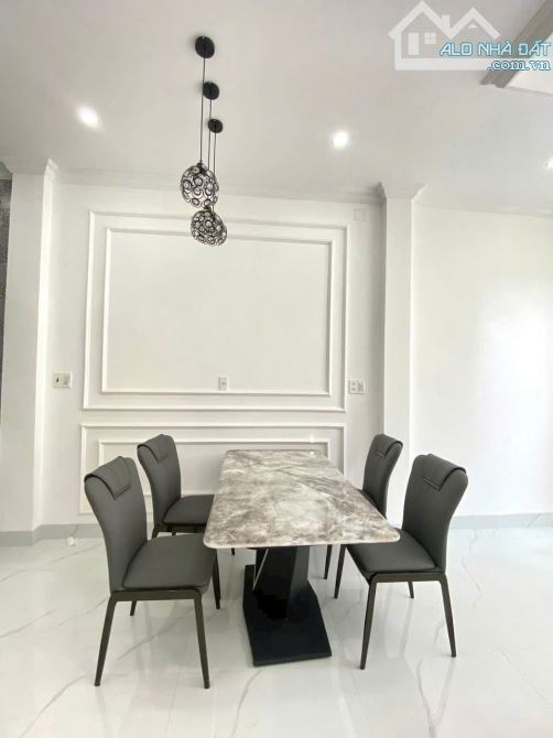 BÁN NHÀ 2 TẦNG FULL NỘI THẤT KIỆT OTO ĐÀO TẤN Giá rẻ chỉ 2,6xx Tỷ - 5
