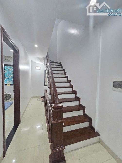 KĐT AO SÀO -GIÁ RẺ NHẤT KHU-PHÂN LÔ-Ô TÔ TRÁNH-VÍP-VỪA Ở VỪA KINH DOANH-70M2-MT5M-20,5 TY - 6
