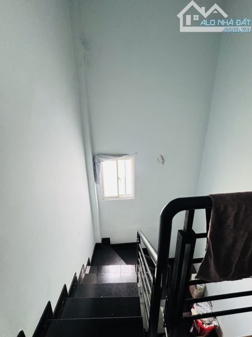 3 LẦU 3 GÁC TỚI NHÀ HẼM RỘNG RÃI THÔNG TỨ TUNG - NỞ HẬU CHÀ BÁ - 6