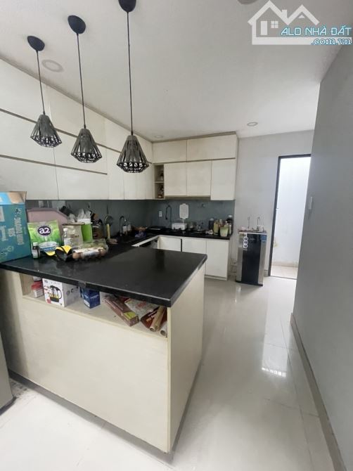 NHÀ ĐẸP HẺM XE TẢI 7M NGAY NGÃ TƯ GA QUẬN 12 GIÁP GÒ VẤP CHỈ 5,3 TỶ- DT 56M2 (4x14) 3 LẦU - 6