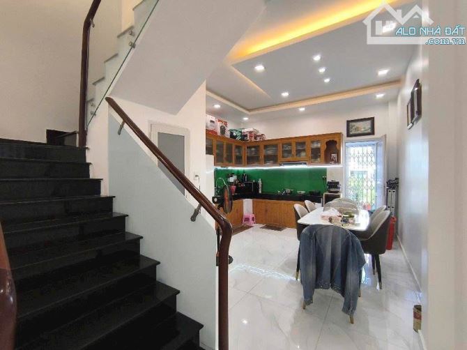 🔥[BÌNH THẠNH] - 3 TẦNG BTCT - 4PN - 4WC - 2 MẶT HẺM SỔ A4 - 7.2 TỶ TL - 6