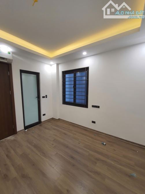 BÁN NHÀ VŨ TÔNG PHAN – 7 TẦNG THANG MÁY – Ô TÔ TRÁNH – MẶT TIỀN RỘNG –KINH DOANH-GIÁ 16 TỶ - 7