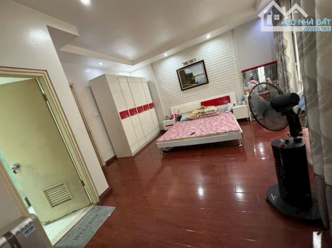 Bán nhà phố Lạc Trung 80m2, phân lô thông các ngả, gara 2 ô tô trong n - 7