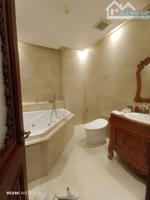 BIỆT THỰ SONG LẬP HOA SỮA ĐẲNG CẤP THƯỢNG LƯU VINHOMES RIVERSIDE PHÚC LỢI LONG BIÊN - 8