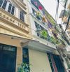 Bán nhà Phương Mai - Đống Đa 45m2, ô tô đỗ cửa, gần nhà có sân rộng để
