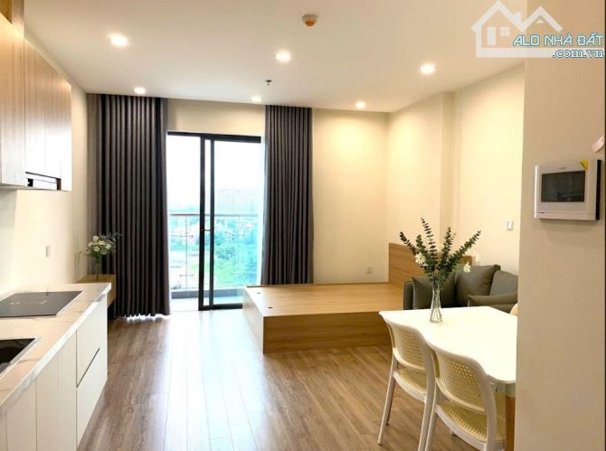 Cho thuê căn hộ studio Trinity hồ Mễ Trì , 38m2, full đồ mới tinh, giá 8 triệu/ tháng