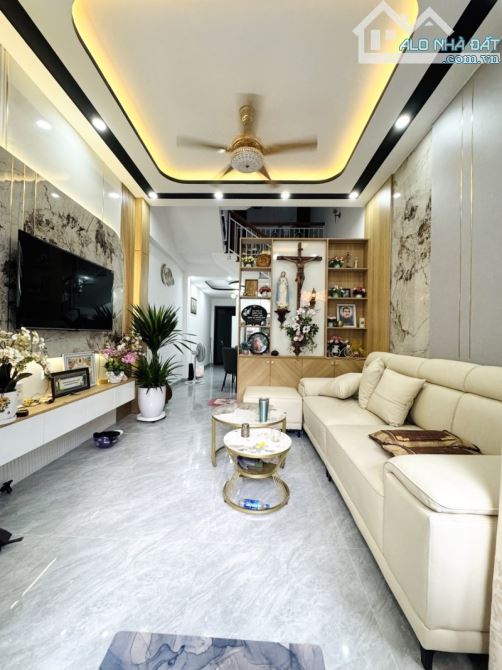 🏡 Siêu Phẩm 3 Tầng Kiệt Ô tô  NGUYỄN CHÁNH – GẦN BIỂN – GIÁ SIÊU YÊU 🏡