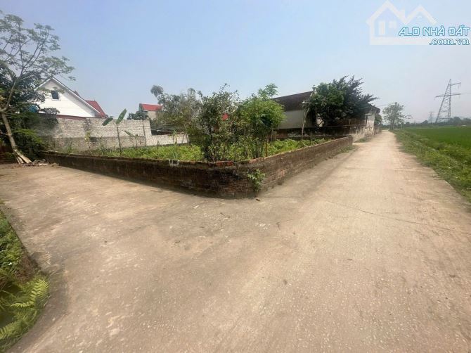 Đất 3 mặt Tiền tổng 300m thổ cư Tại Dân Lý Triệu Sơn