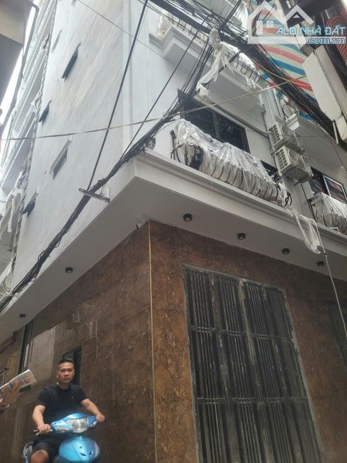 CCMN LÔ GÓC MỄ TRÌ NAM TỪ LIÊM 71m 20.8TỶ 7TẦNG MT 7m. DÒNG TIỀN 80TR/THÁNG.