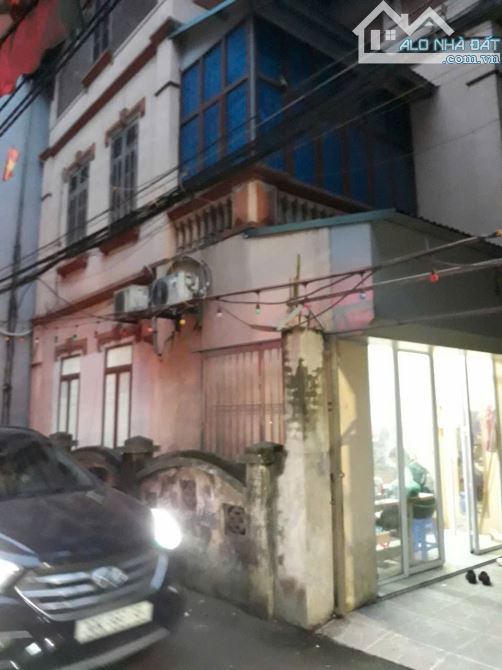 BÁN ĐẤT TẶNG NHÀ MỄ TRÌ NAM TỪ LIÊM 106m 38.8TỶ 4TẦNG MT 10m. KINH DOANH.