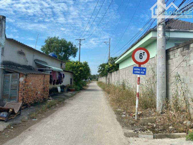 4500m2 đất vườn ( có 1034m2 thổ ) ấp 10, xã Lương Hòa,Bến Lức giá 7 tỷ