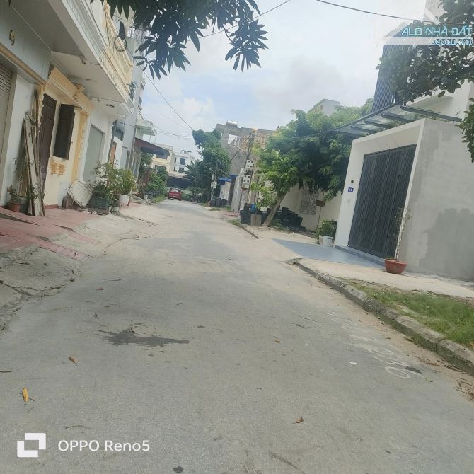 Lô đất siêu to tọa lạc ngay trung tâm phường An Đồng, đường ô tô tránh nhau