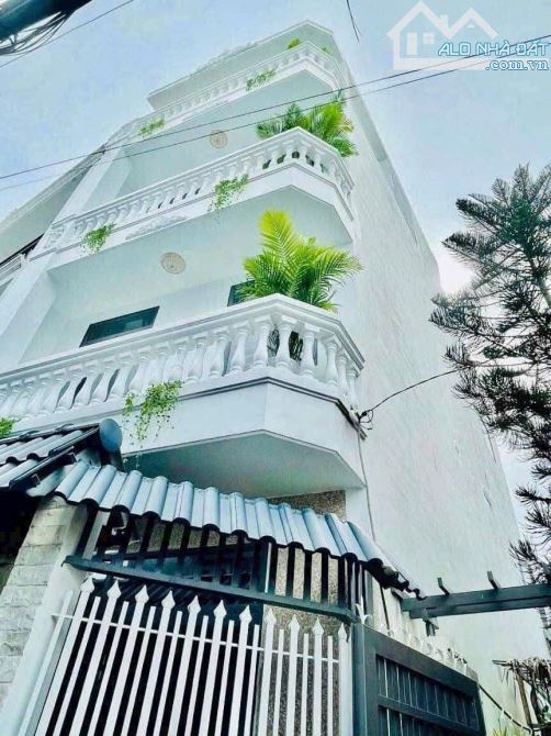 NHÀ 4 LẦU 4 PHÒNG NGỦ MỚI ĐẸP ĐẦY ĐỦ NỘI THẤT XỊN HẺM 417 QUANG TRUNG