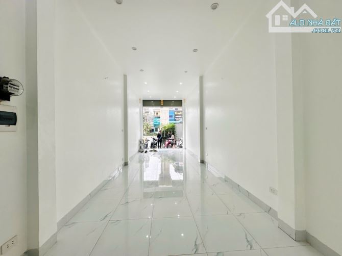 🏠Mặt phố Quang Trung, vỉa hè rộng, kinh doanh, 5 tầng( 4 ngủ)/37M, 💰12,8Tỷ