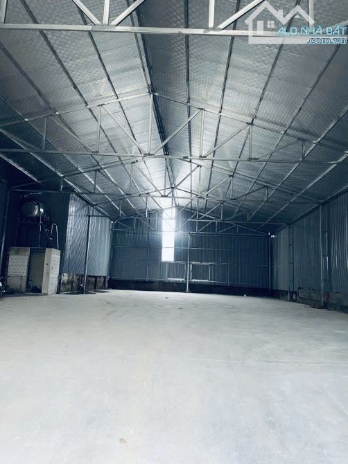 Cho thuê 400m2 kho ,xưởng độc lập gần đường Lê Hữu Tựu