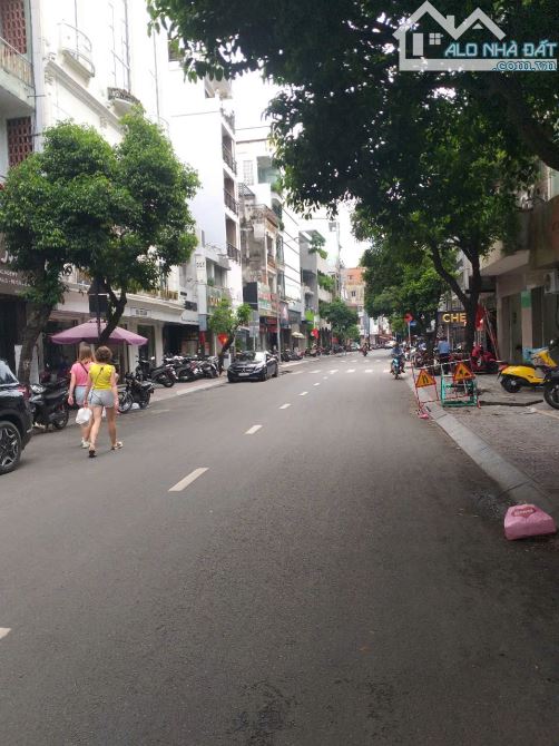 Bán Nhà Mặt Tiền Núi Thành, P.13, Tân Bình – Nhà Cấp 4, DT 5.1 x 26m, nhà C4 Giá 30 Tỷ TL