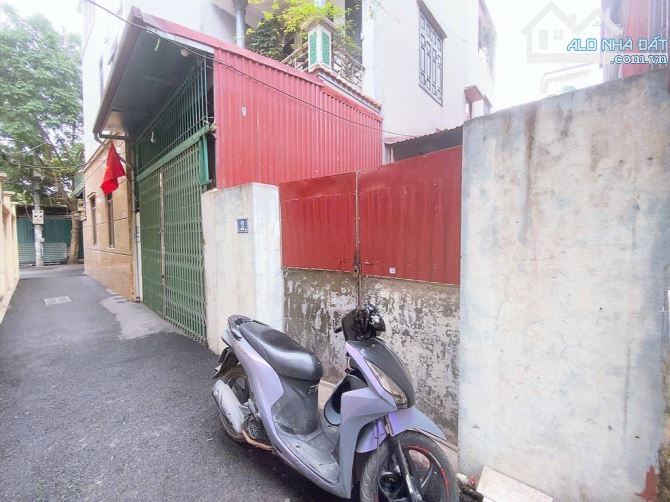 Cần bán gấp đất Văn Phú, Nở hậu đẹp, sát ô tô đỗ, 53m, giá chạm là chốt