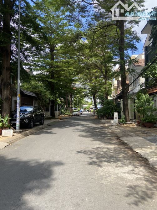 Bán nhà HXH  Nguyễn Xí DT:4.8x10 KC:4 tầng giá:8.3 T HDT:25tr/ tháng