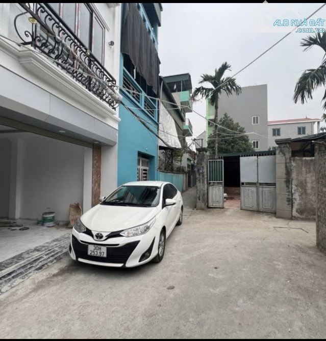 BÁN NHÀ GẦN TỔ HỢP GA NGỌC HỒI DT60M*6 TẦNG THANH MÁY* GIÁ 7.8 TỶ OTO NGỦ TRONG NHÀ.