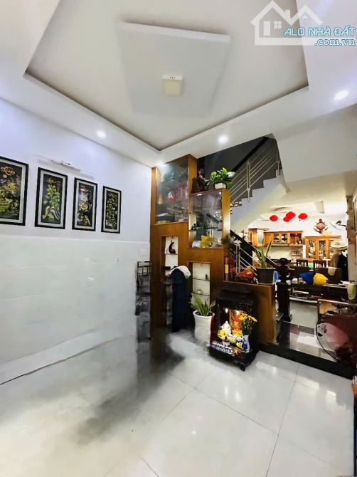 NGỠ KO CÓ NHÀ ĐẸP 4 TẦNG NHỈNH 7 TỶ AI NGỜ CÓ CĂN QUÁ ĐẸP, HXH, GẦN NGÃ 4 Â.CƠ vs LL.QUÂN