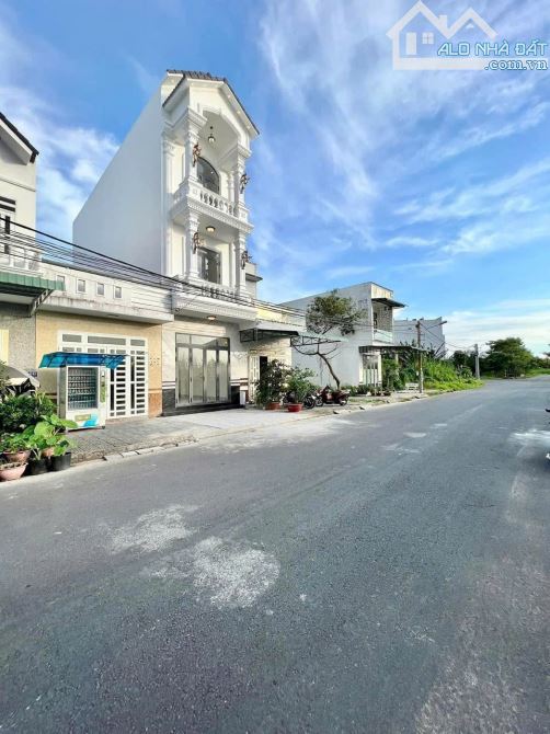 NHÀ 2 Lầu 5,6 tỷ đường số 7, KDC Cồn Khương, TP CẦN THƠ