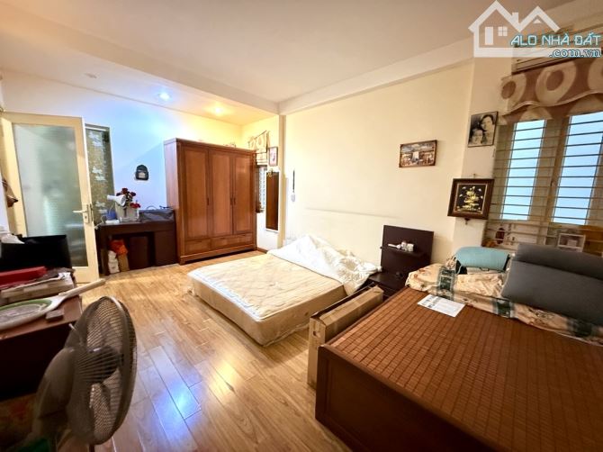 VIP Nghĩa Đô - Vài Bước Tây Hồ Thơ Mộng - An Sinh Đỉnh - Ở Ngay - Thoáng Sáng - 48m2 - 9Tỷ