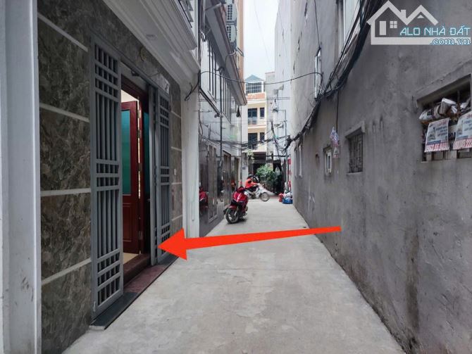 5.6 Tỷ, Bán Gấp Nhà Cầu Diễn, Bắc Từ Liêm, 35m, 5T, Mới Đẹp