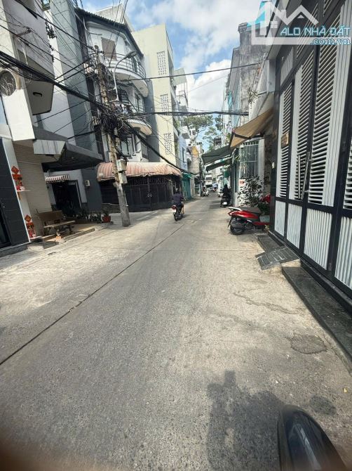 HẺM Ô TÔ 8M THÔNG - QUẬN 10 NGÔ QUYỀN DT 48M2 KO LỘ GIỚI