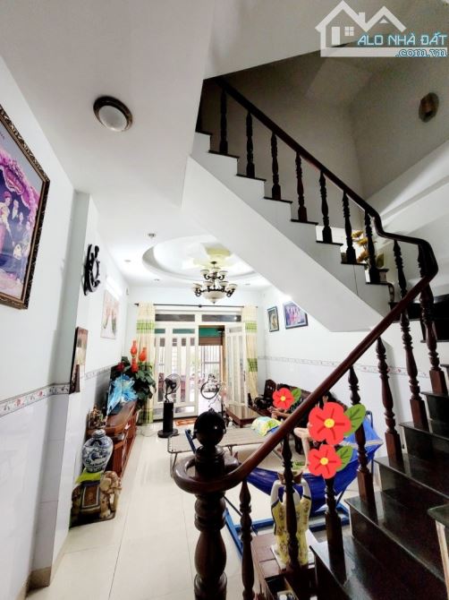 Bán nhà 4 tầng Đường số 9 Linh Trung Thủ Đức – 72m² – 6PN – giá 8.3 tỷ