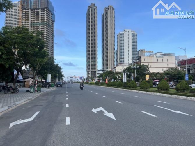Bán lô đất gần 700m2 Phạm Văn Đồng Sơn Trà Đà Nẵng