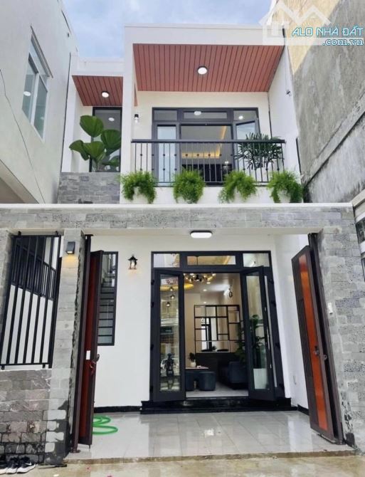 Cần bán gấp! Nhà mới xây gần trạm thu phí Bửu Long , cách Biên Hoà 7 phút chạy xe.
