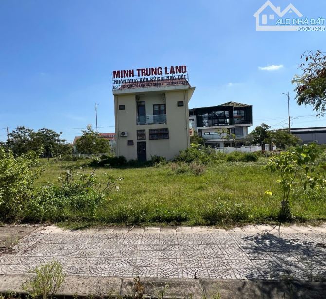 BÁN ĐẤT 150M2 KQH THUỶ THANH 3, KẸP MƯƠNG THOÁNG, GẦN TRƯỜNG FPT, CHỈ 28,5 TRIỆU/M2