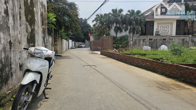 89M2 LÔ GÓC TRỤC CHÍNH THÔN ĐÔNG PHÙ LỖ SÓC SƠN,CÁCH QL3 100M2 - 2