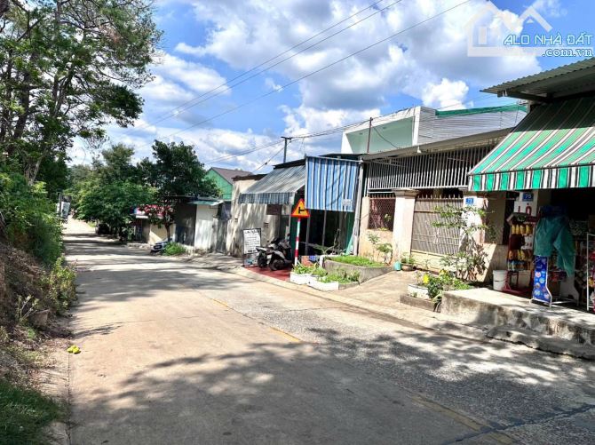 Nhà mt Sămbram (đối diện đồi thông) giá tốt 2.980