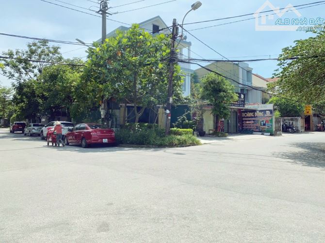 BÁN ĐẤT MẶT TIỀN KINH DOANH TÙNG THIỆN VƯƠNG, VỸ DẠ HUẾ