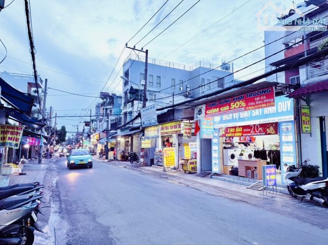 Bán nhà hiếm 2 mặt hẻm trước sau, đường số 8, P.11, Gò Vấp, 3 phòng ngủ giá chỉ 5 tỷ ++