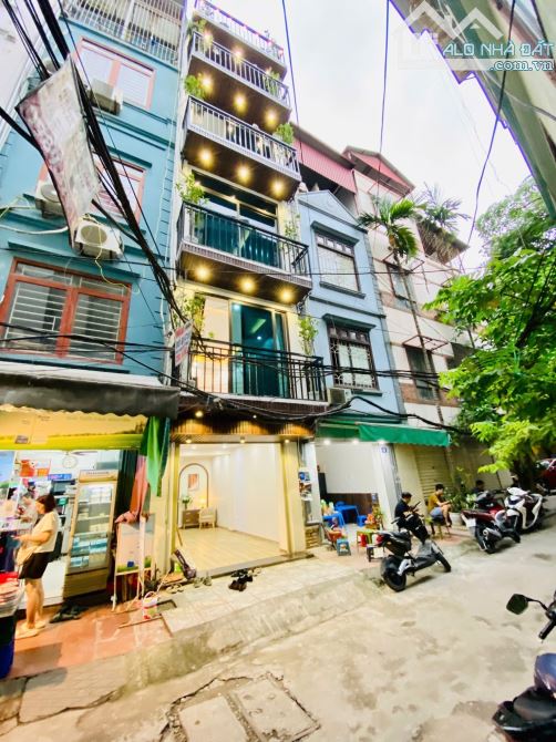 Mặt ngõ Thái Hà, ô tô tránh, vỉa hè KD, ngõ nông, thông, DT 45m2*6T, chỉ 12,5 tỷ