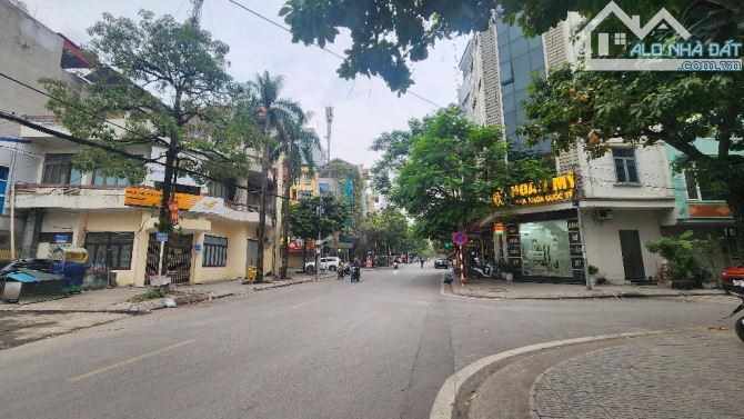 Chính chủ nhờ ACE bán nhà phân lô vỉa hè tái định cư Ngô Nhì Nhậm , giá đầu tư