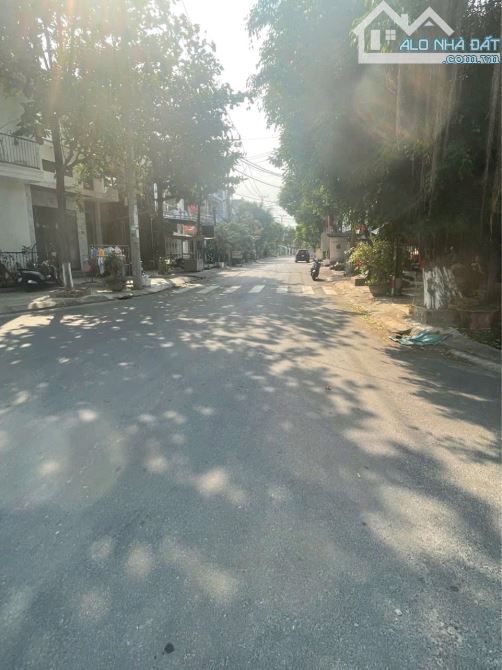 CÁCH BIỂN 500M! BÁN ĐẤT - 499M2 - 11.9 TỶ - KIỆT 2.5M PHAN BÁ PHIẾN - Q. SƠN TRÀ