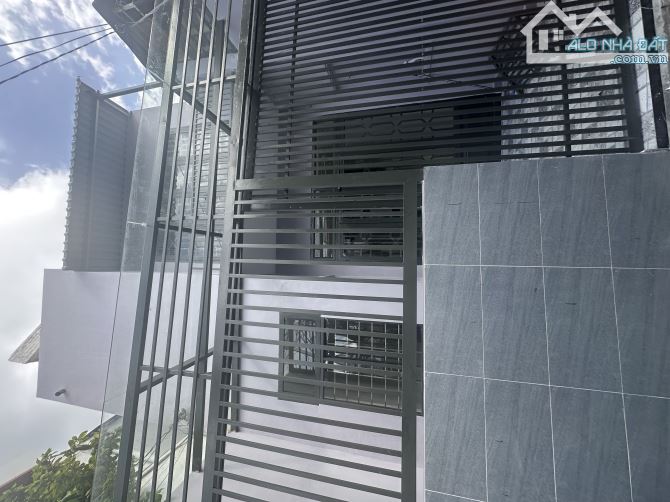 Bán nhà SHR Q7, 45m2, 3 tầng 3 pn,hẻm 3m, nhỉnh 4 tỷ